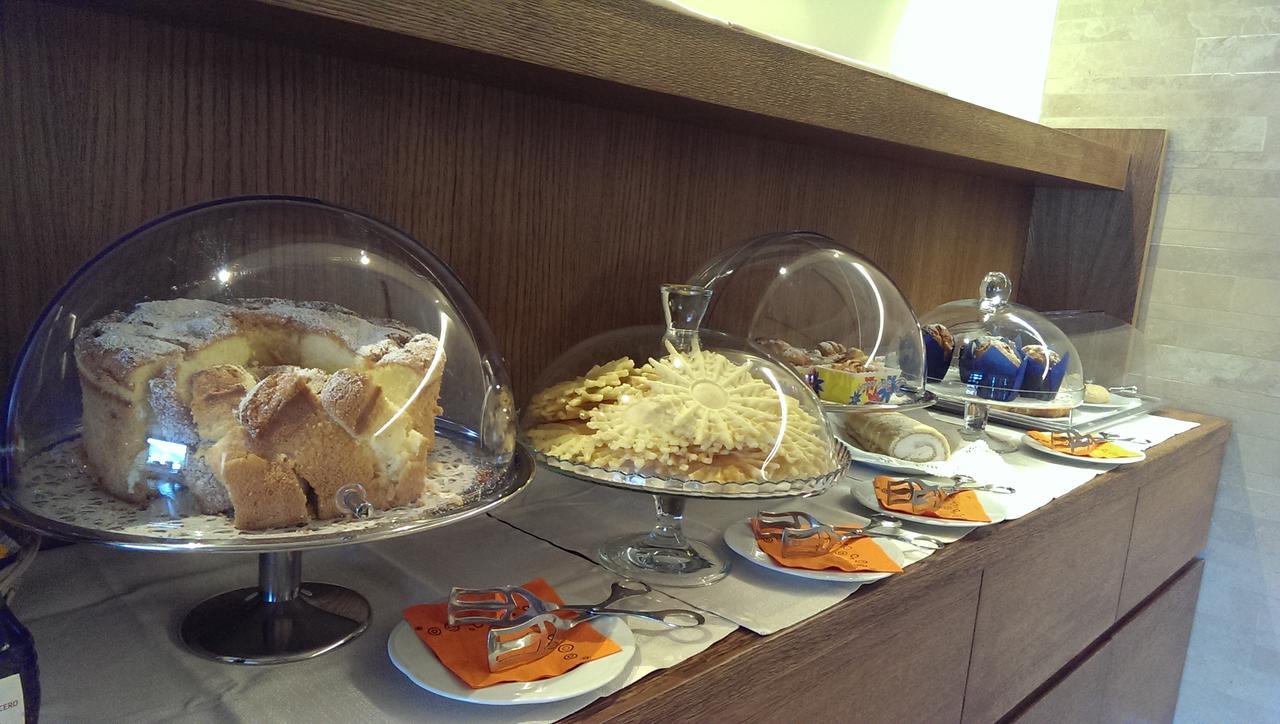 Relais Assunta Madre Hotel รีวีซอนโดลี ภายนอก รูปภาพ